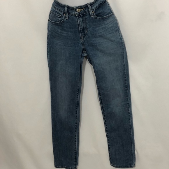 Levi's Denim - LEVI’S mid rise skinny 5 pocket style blue jeans